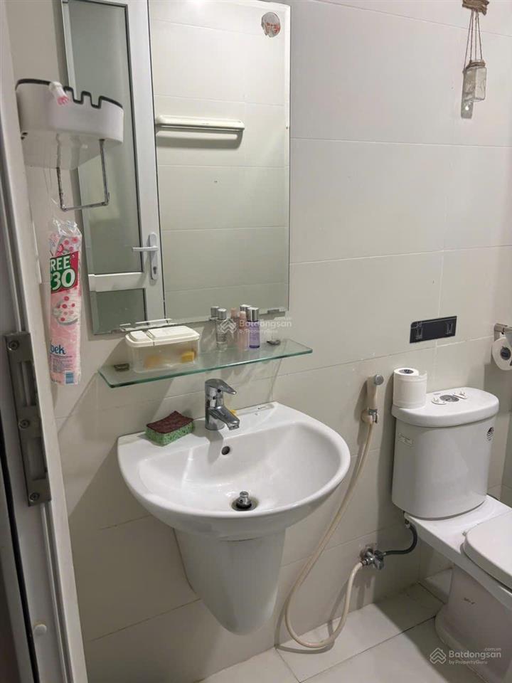 Cho thuê ở liền 1 phòng ngủ lavita charm 8.5tr máy lạnh