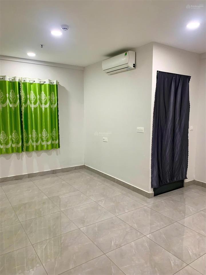 Cho thuê căn studio máy lạnh, máy nước nóng legacy chỉ 4tr/tháng, ở liền