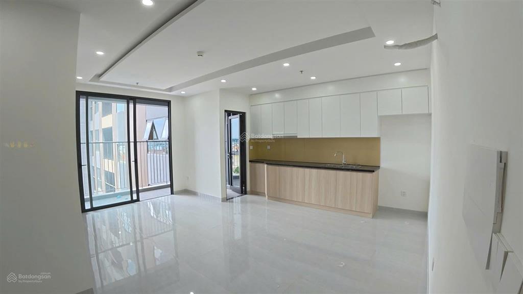 Cho thuê 2 phòng ngủ a&t sky garden 74m2 chỉ 6tr/tháng, sẵn rèm vào ở ngay