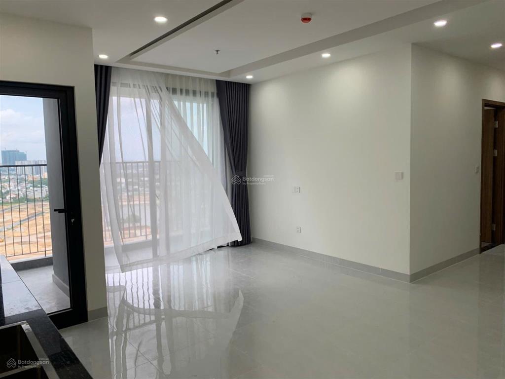 Cho thuê 2 phòng ngủ a&t sky garden 74m2 chỉ 6tr/tháng, sẵn rèm vào ở ngay