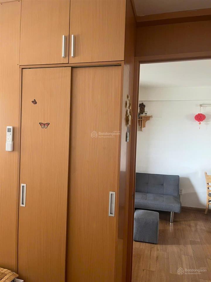 Bán căn 1 phòng ngủ góc ehome 4, tầng trung block trung tâm giá 1.25 tỷ, nhà đẹp tặng nt