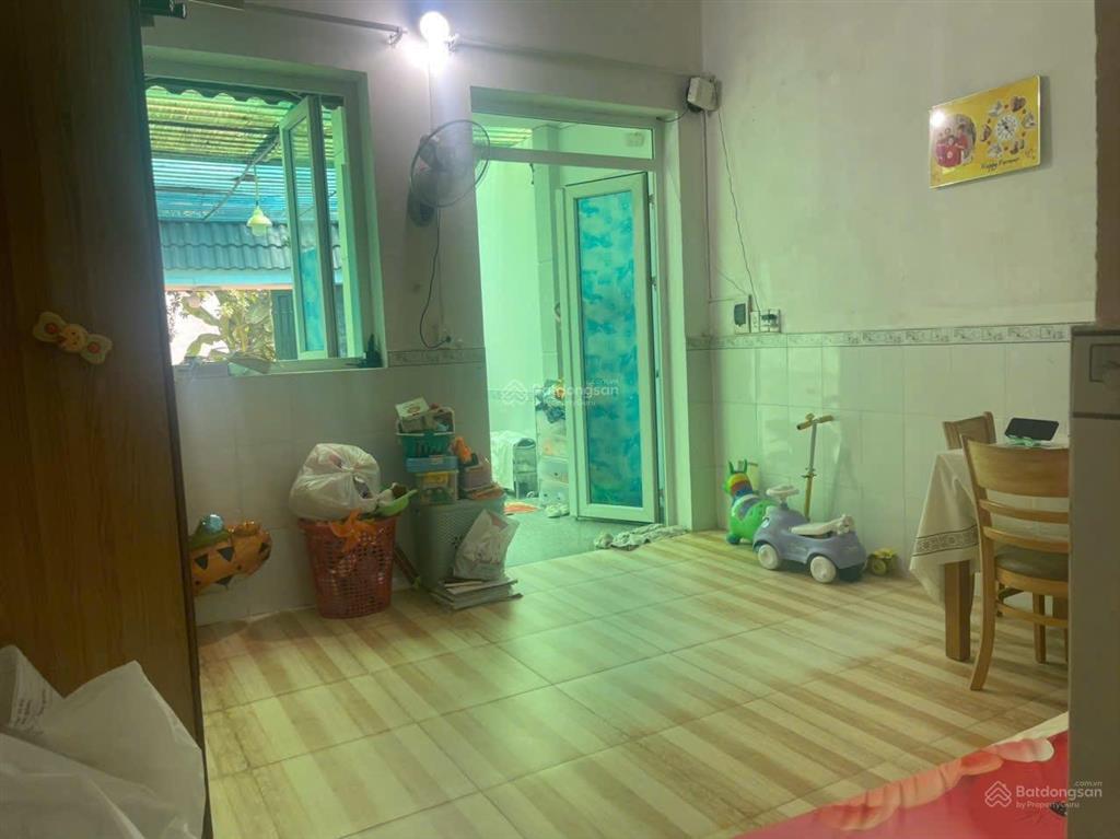 7tr/tháng. cho thuê nhà 1 trệt 1 lầu ngay vinhomes q9