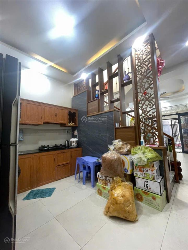 4,68 tỷ / bán nhà 2 tầng đi bộ qua vinhomes 5 phút.
