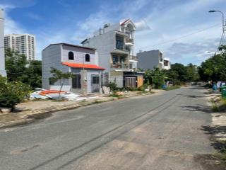 3,75 tỷ/55m2  đất ngay vinhomes đường 16m, giá tốt kv này