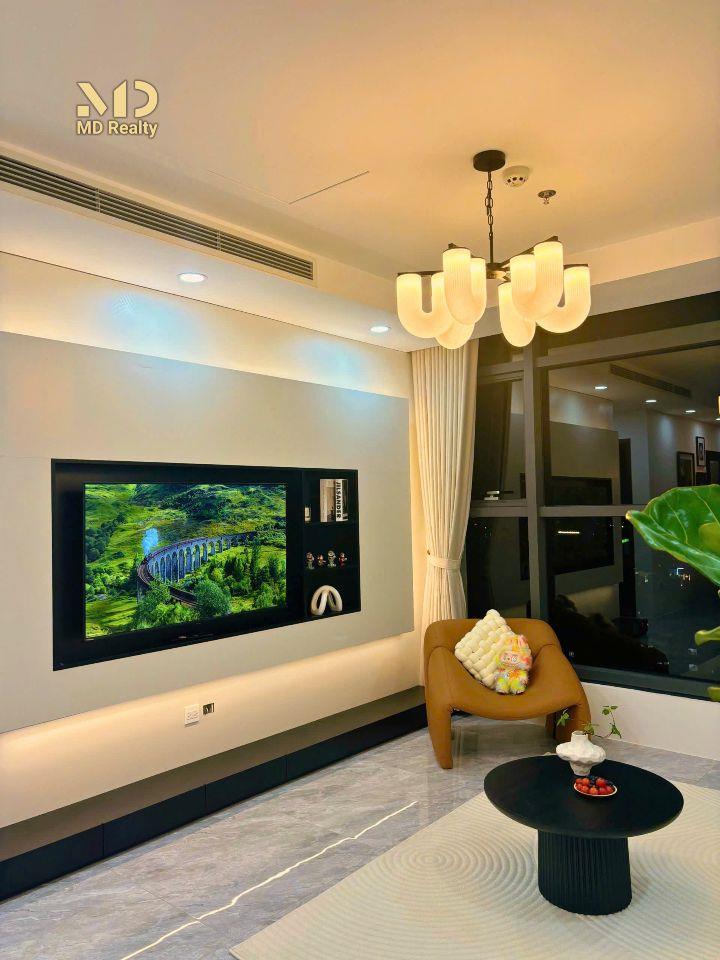 Chính Chủ cho thuê căn hộ 2 phòng ngủ, đầy đủ nội thất cao cấp CC Discovery Complex 302 Cầu Giấy
