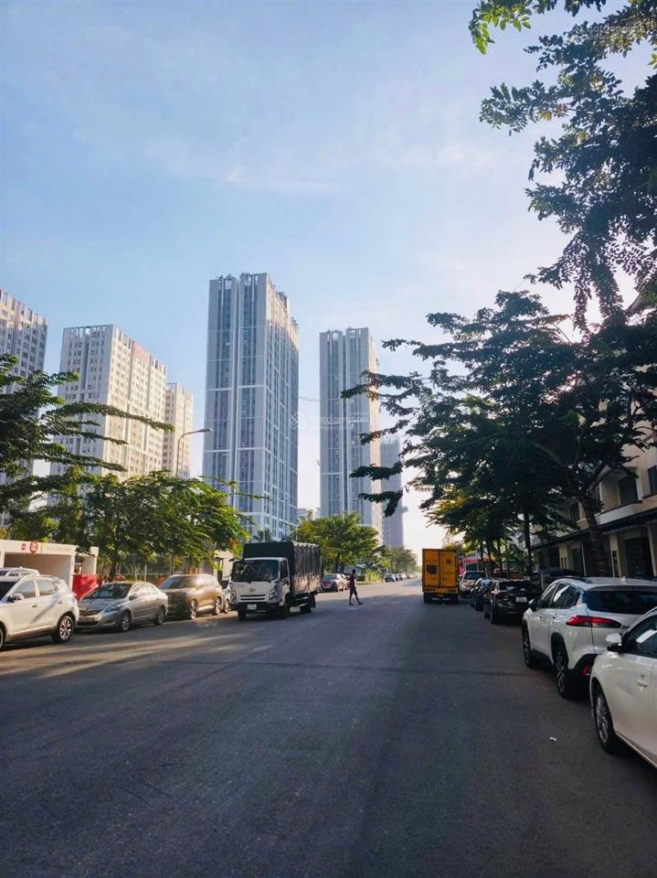 Căn hộ quận 2, 2pn chỉ 3.1tỷ. nội khu tiện ích đầy đủ, trường học, chợ. đã có sổ, nhận nhà ngay