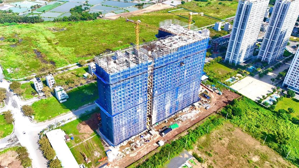 0928 972 ***  chuyển nhượng căn hộ cao cấp có ban công, có giếng trời. giá chỉ từ 3 tỷ 2