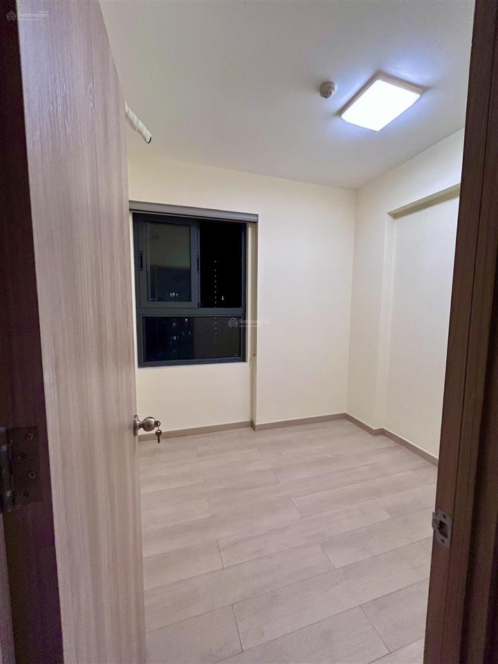 Cc citiesto | hiếm có căn góc view đông nam  giá 3 tỷ 050, tầng trung.  0928 972 ***