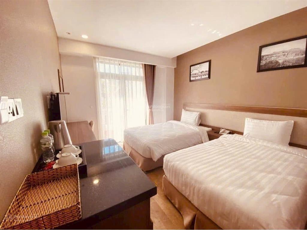 Bán khách sạn mặt tiền đường hai bà trưng phường 6, đà lạt