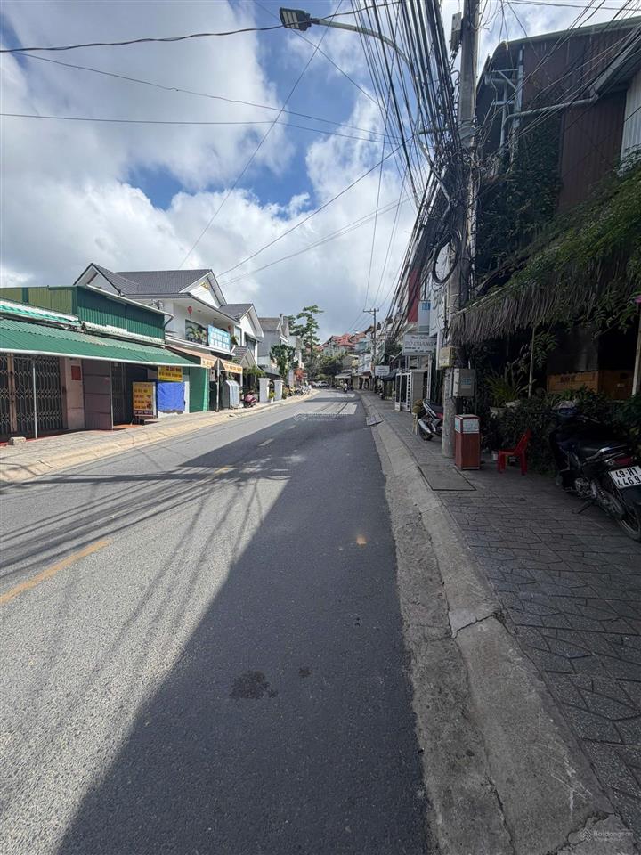 Bán nhà mặt tiền đường nguyễn trung trực phường 4, đà lạt ( giá rẻ nhất khu vực )