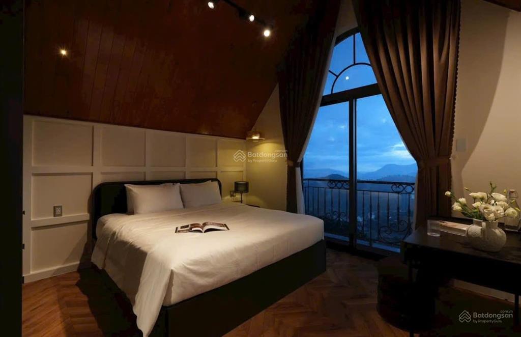 Bán villa châu âu cao cấp view rừng thông đẹp đà lạt