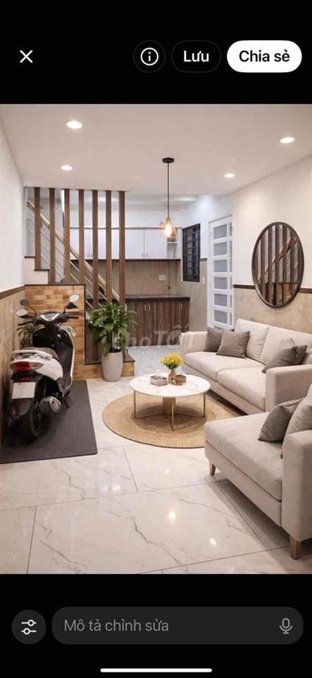 nhà nhỏ xinh vị trí trung tâm