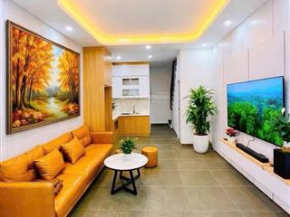 Bán gấp nhà phạm văn đồng  6 tầng thang máy  5m ra mặt phố  nhỉnh 11 tỷ  nhà mới  35m2