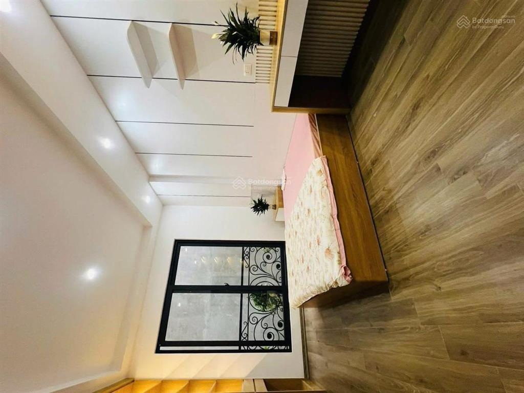Bán gấp nhà phạm văn đồng  6 tầng thang máy  5m ra mặt phố  nhỉnh 11 tỷ  nhà mới  35m2