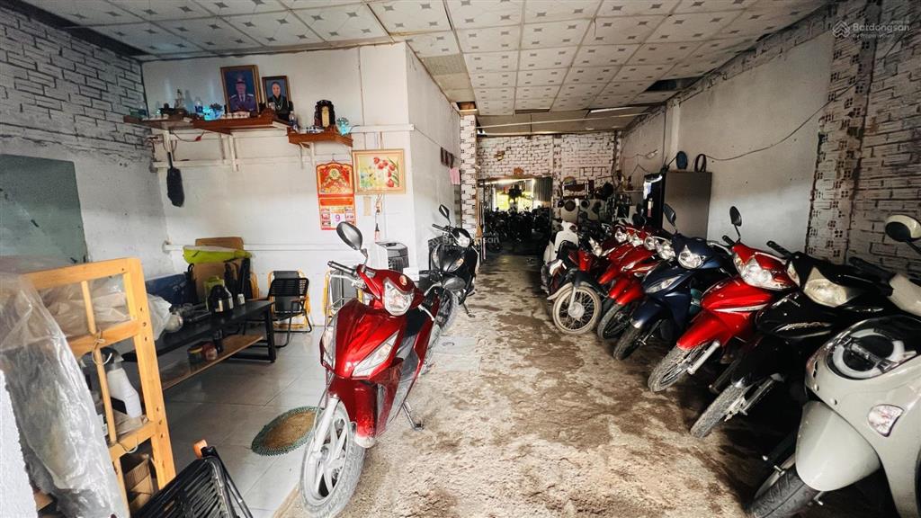 Bán nhà shr 196,5m², mặt tiền ql1k cạnh chợ hóa an