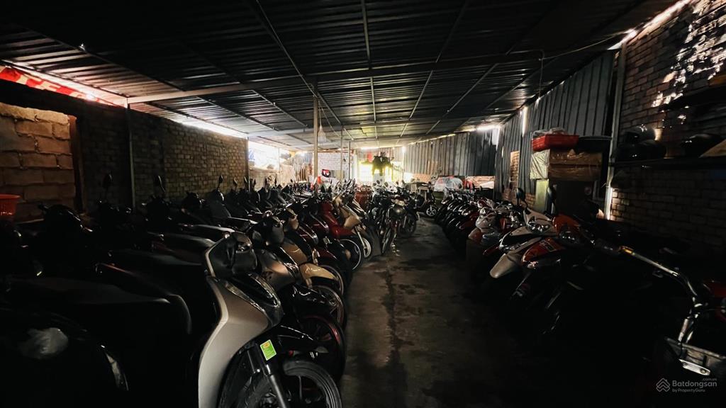Bán nhà shr 196,5m², mặt tiền ql1k cạnh chợ hóa an