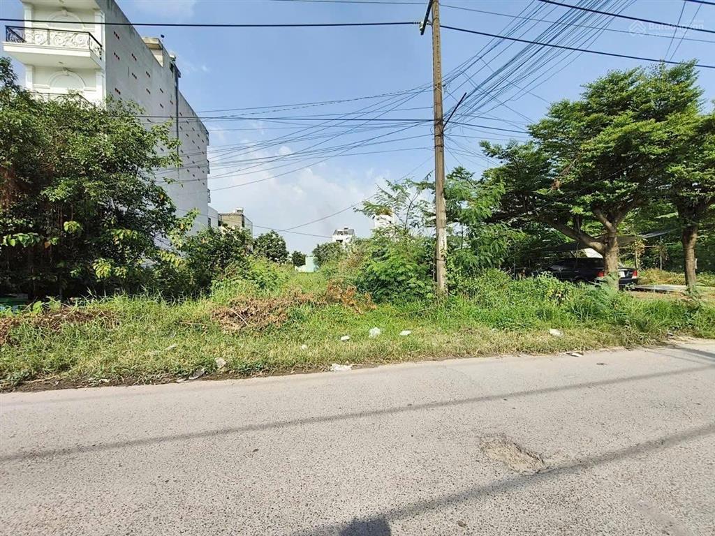 Chính chủ bán lô đất đẹp mặt tiền 72 bưng ông thoàn ngang 8,5m giá chỉ 55 triệu/m2