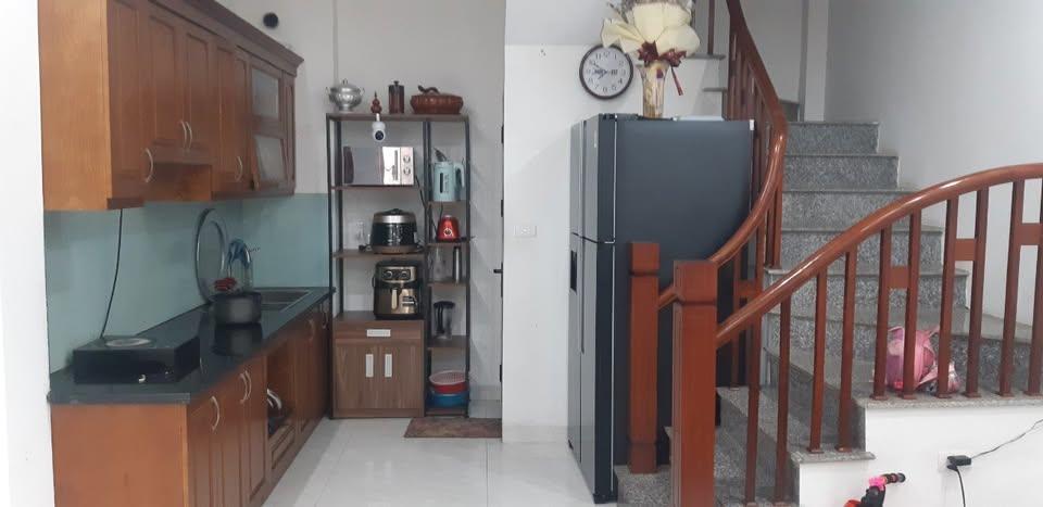 Chính chủ cho thuê phòng khép kín ở Thạch Bàn, Long Biên, giá 3tr