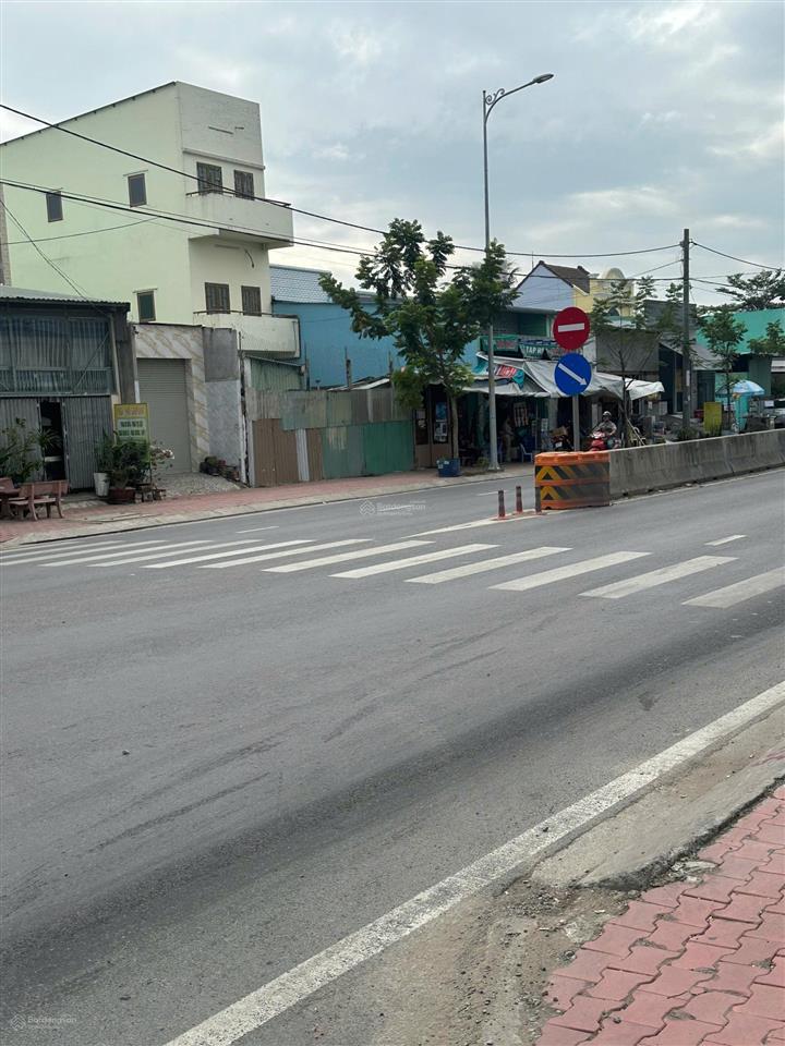 Cho thuê kho 500m2 đường xe cont thuộc xã tân kiên, tp.hcm