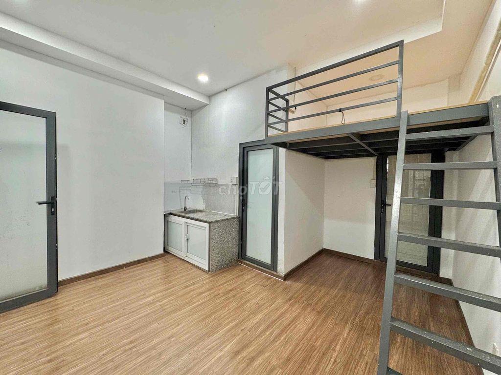 Phòng rộng, cửa sổ trời thoáng mát 30m2