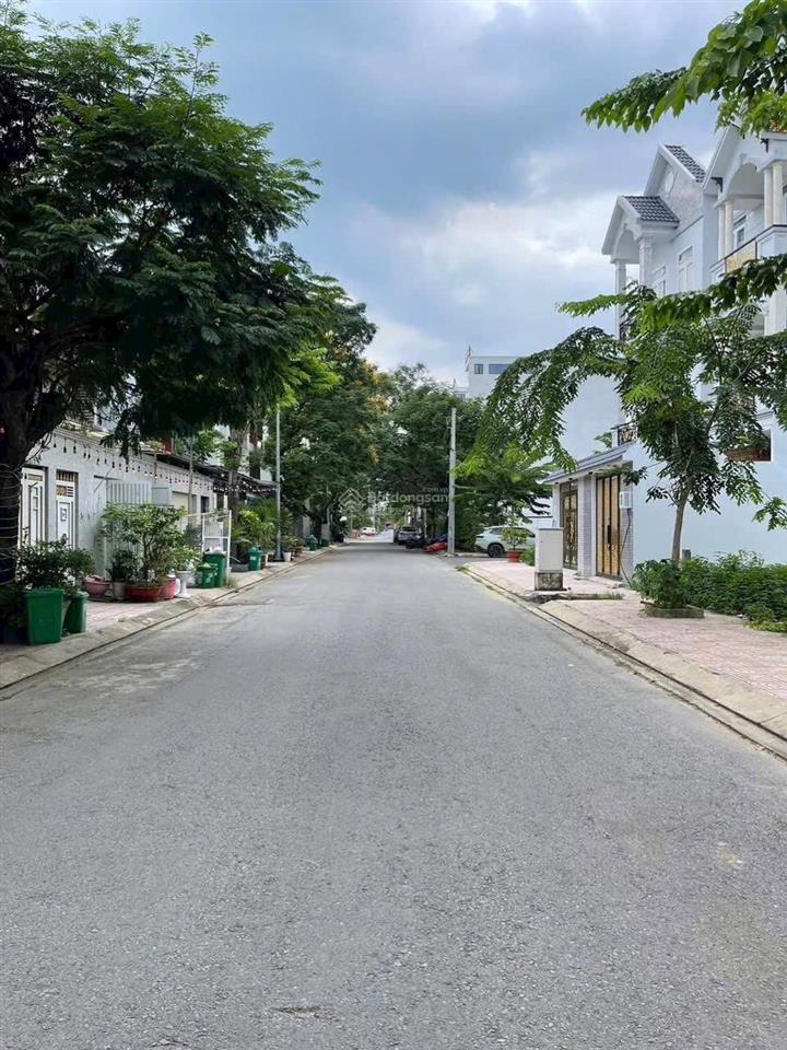 Bán lô đất đẹp góc 2 mặt tiền khu dân cư hà đô đường lê thị riêng phường thới an quận 12