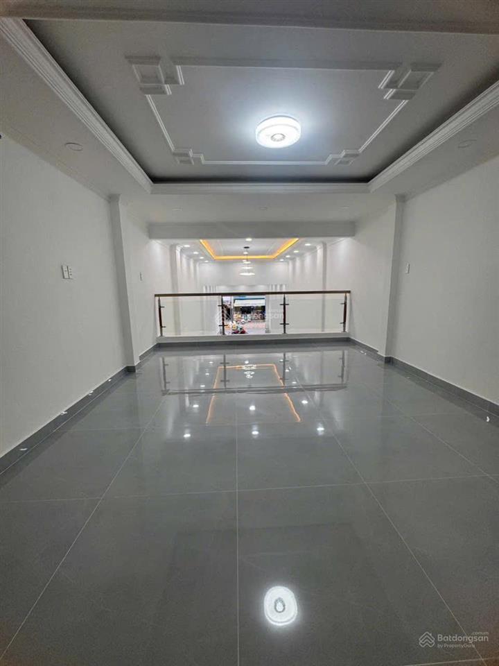 Bán nhà mặt tiền đường nguyễn ảnh thủ phường hiệp thành quận 12