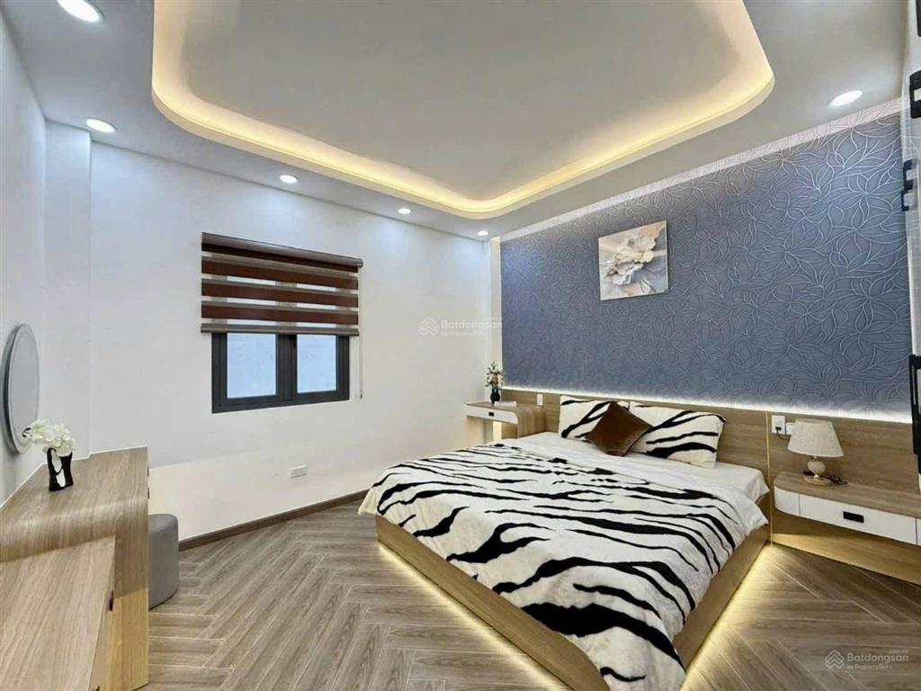 Bán 2 căn nhà đẹp thang máy mặt tiền ta12  trần thị cờ phường thới an quận 12