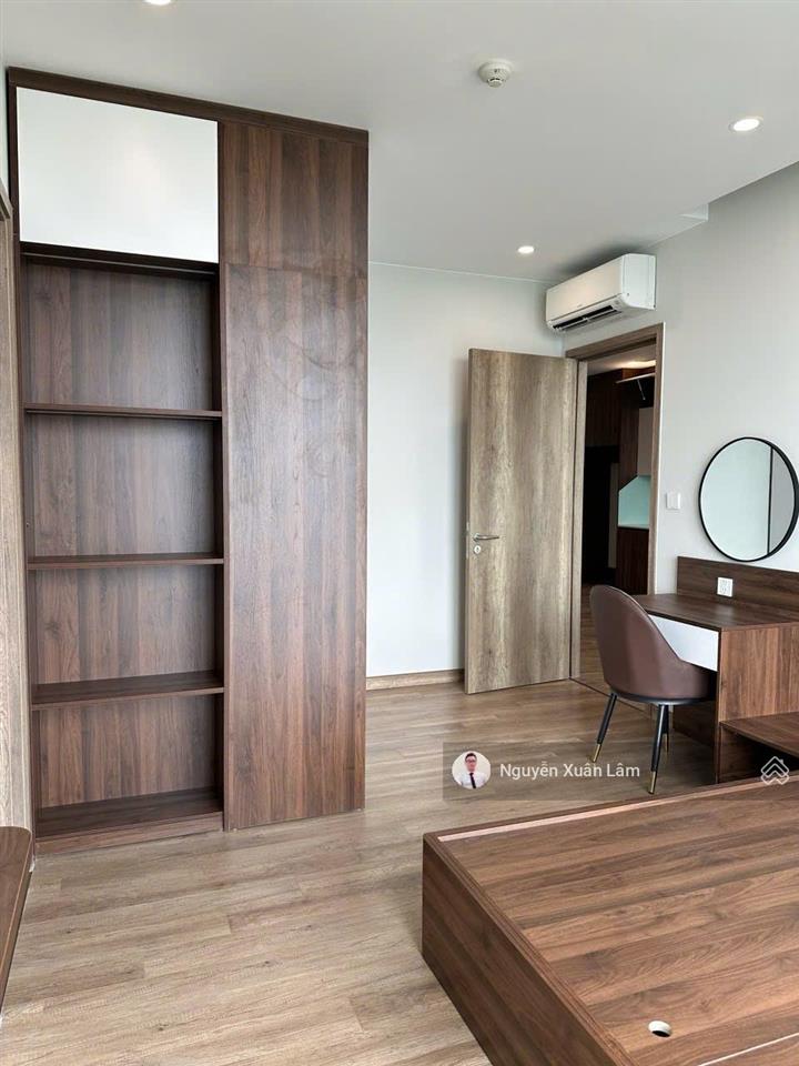 Cần cho thuê căn góc 105m2 full đồ gỗ view siêu đẹp long lanh, giá rẻ 21 triệu/th onsen ecopark