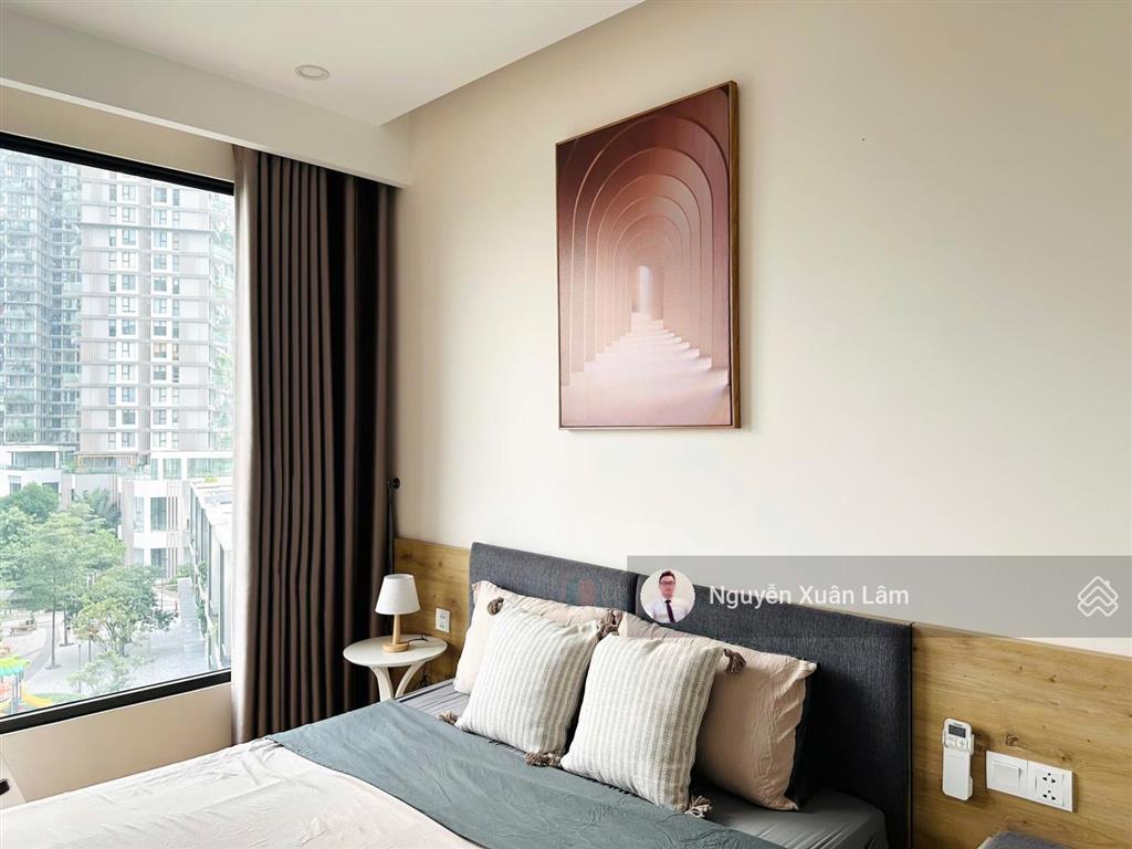 Cần bán căn 97m2 full đồ đẹp view vịnh đảo hồ thiên nga giá rẻ 7,5 tỷ bao phí oasis ecopark