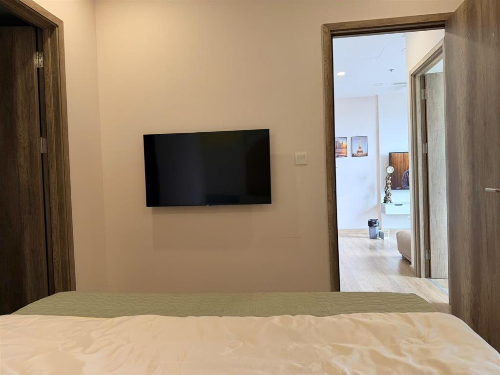 Cần bán căn 58m2 full đồ mới đẹp view sông hồng thoáng mát, giá rẻ 4.290 tỷ bp haven ecopark