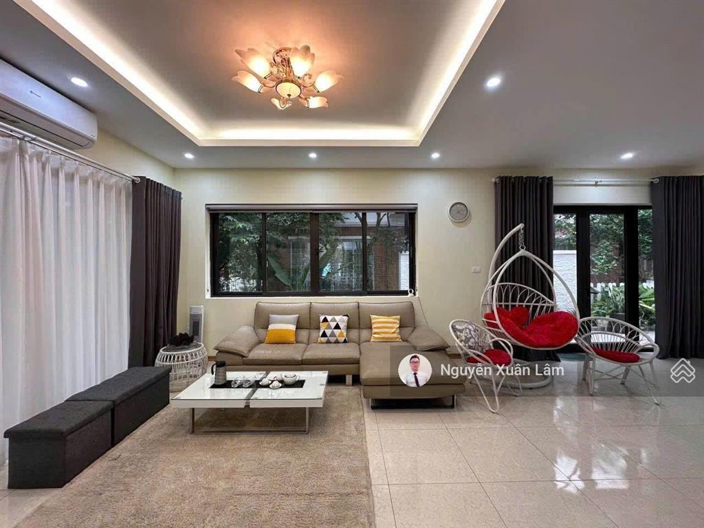 Cần cho thuê biệt thự 210m2 full đồ hướng mát giá rẻ 30 triệu/th park river  ecopark