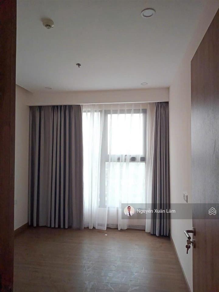 Cần bán 68m2 đồ cơ bản view biệt thự đảo đẹp long lanh, giá rẻ 4.3 tỷ bp oasis s2 ecopark