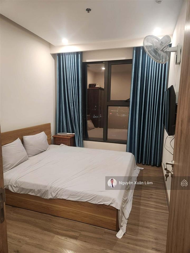 Cần cho thuê 52m2 full đồ view sông hồng giá rẻ 7 triệu oasis toà sp ecopark