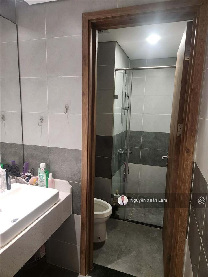Cần cho thuê 52m2 full đồ view sông hồng giá rẻ 7 triệu oasis toà sp ecopark