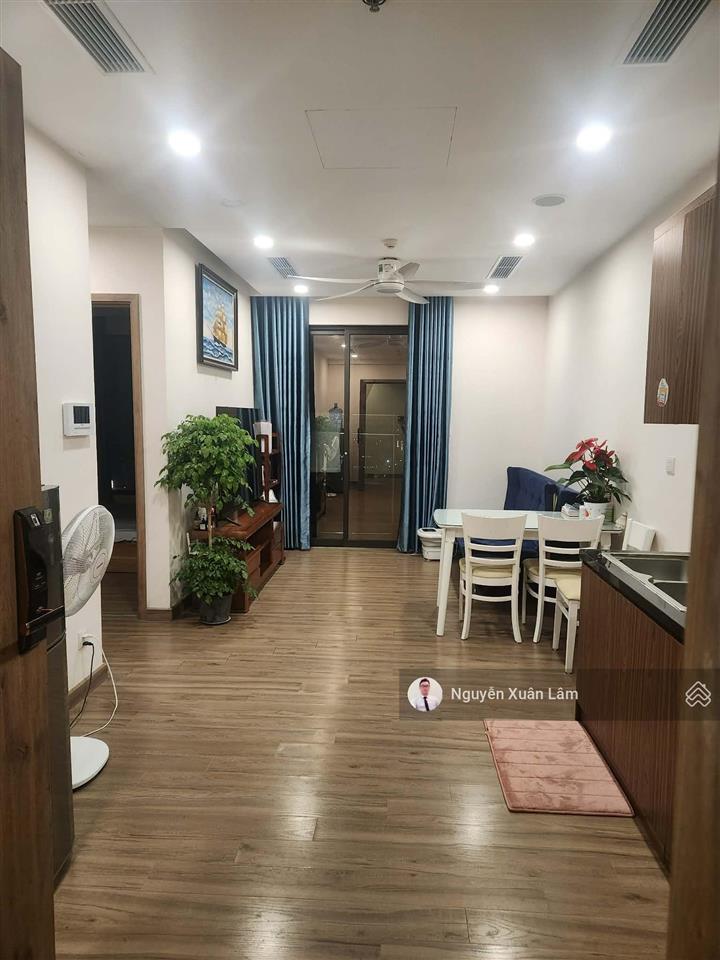 Cần cho thuê 52m2 full đồ view sông hồng giá rẻ 7 triệu oasis toà sp ecopark