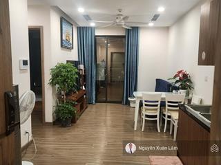 Cần cho thuê 52m2 full đồ view sông hồng giá rẻ 7 triệu oasis toà sp ecopark