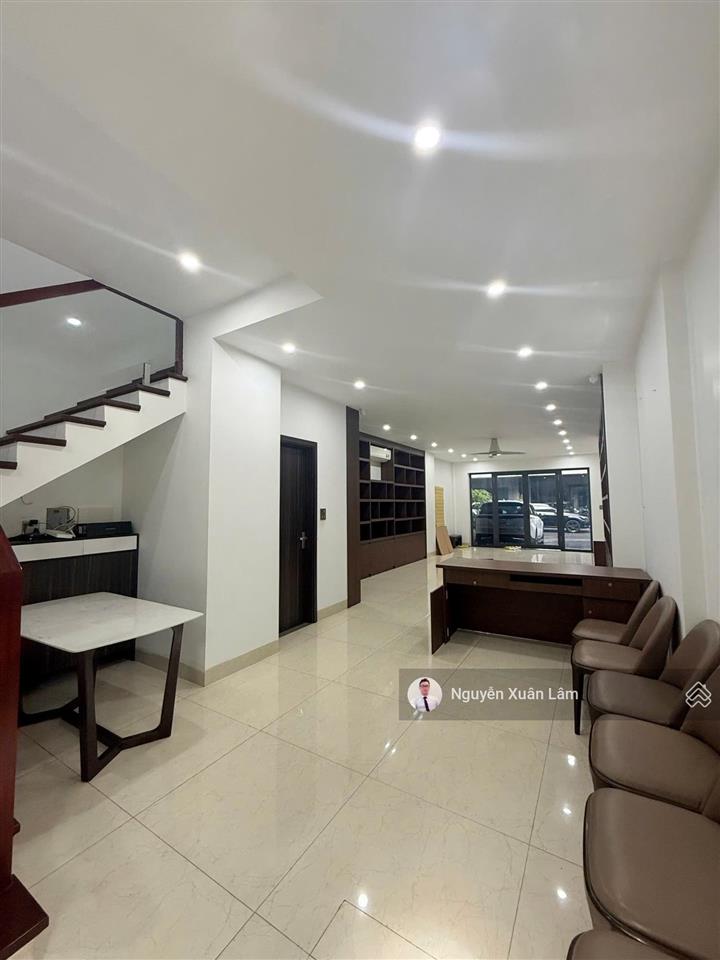 Cho thuê 100m² shophouse kinh doanh 4 tầng, giá cạnh tranh 18 triệu/tháng  ecopark