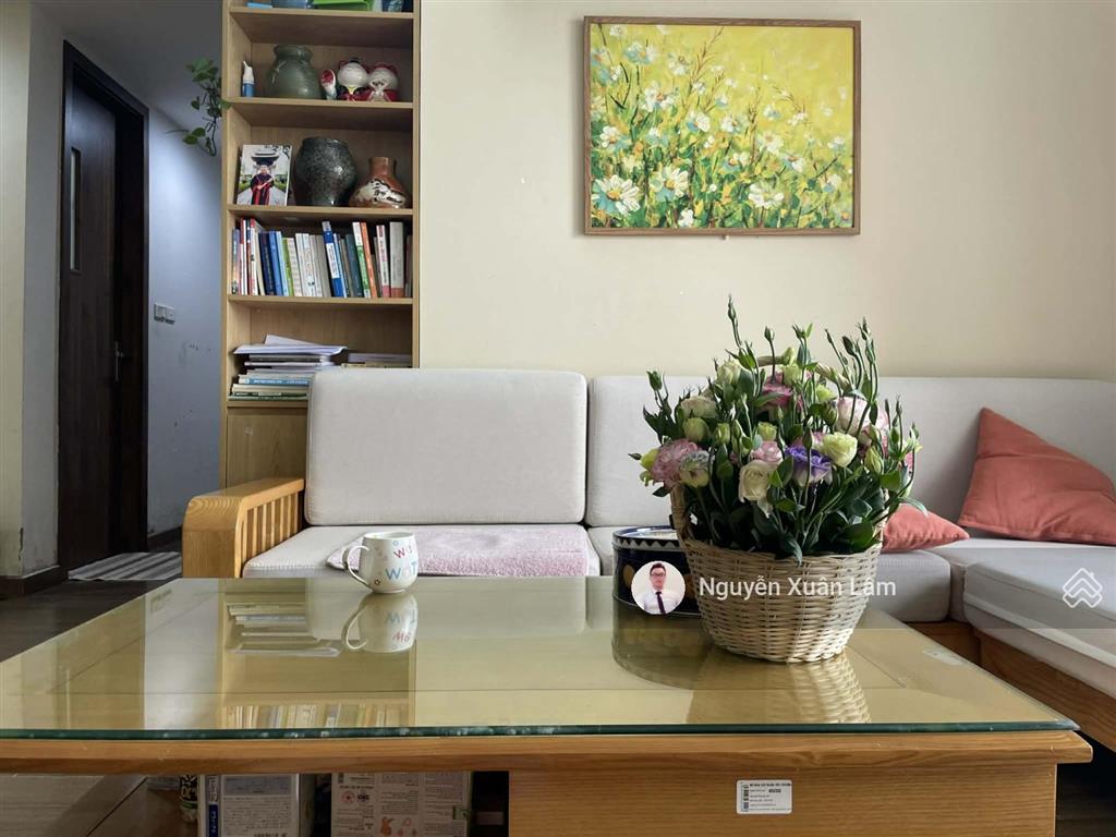 Cần bán 92m2 full đồ mới như ảnh view đẹp rộng thoáng mát, giá tốt 4,450 tỷ rừng cọ  ecopark