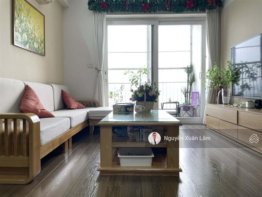 Cần bán 92m2 full đồ mới như ảnh view đẹp rộng thoáng mát, giá tốt 4,450 tỷ rừng cọ  ecopark