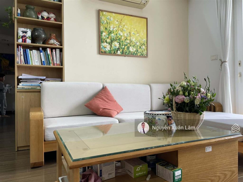 Cần bán 92m2 full đồ mới như ảnh view đẹp rộng thoáng mát, giá tốt 4,450 tỷ rừng cọ  ecopark