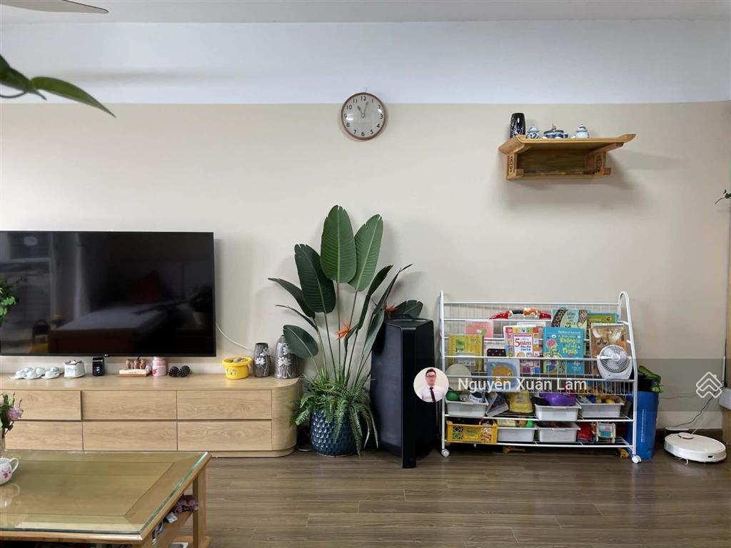 Cần bán 92m2 full đồ mới như ảnh view đẹp rộng thoáng mát, giá tốt 4,450 tỷ rừng cọ  ecopark