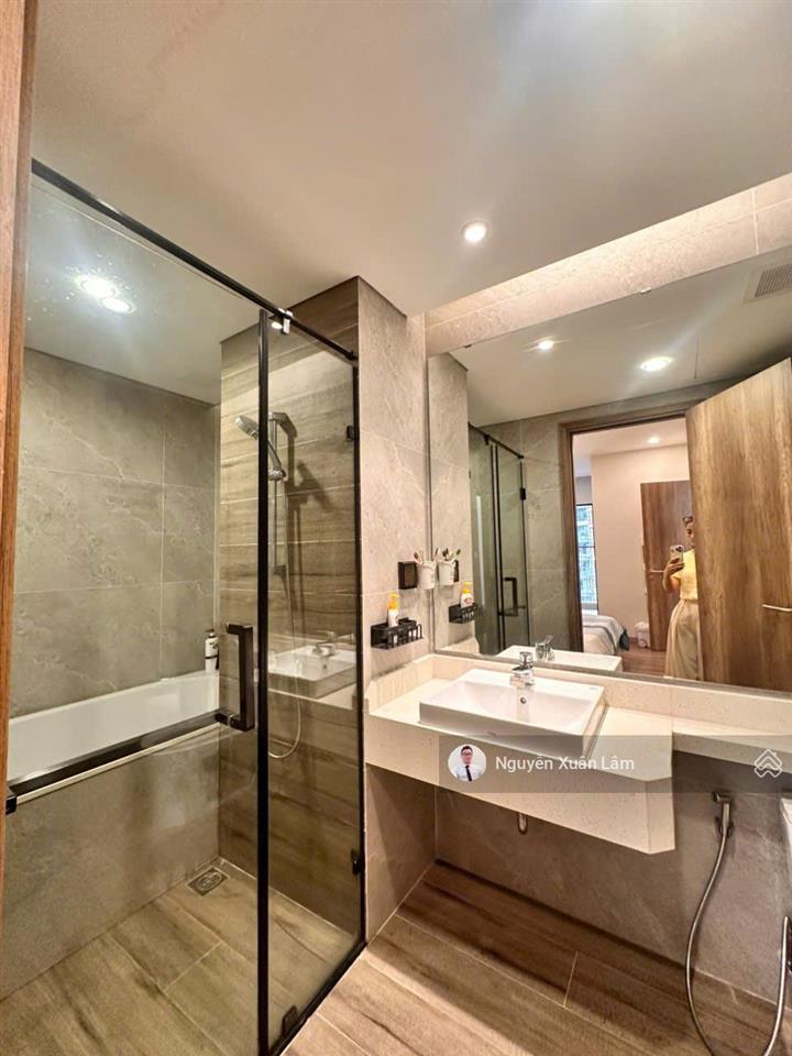 Cho thuê 68m2 full đồ view hồ thiên nga siêu đẹp giá rẻ 13 triệu/th onsen landmark  ecopark