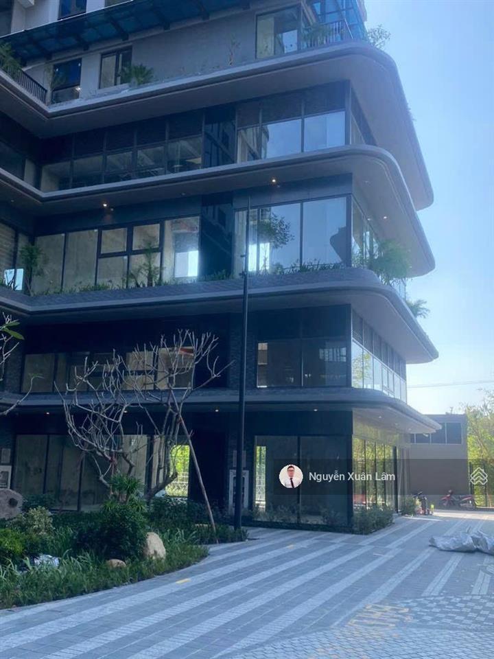 Cần cho thuê 225m2 shop đế kinh doanh giá rẻ 38 triệu/th toà r1 onsen ecopark