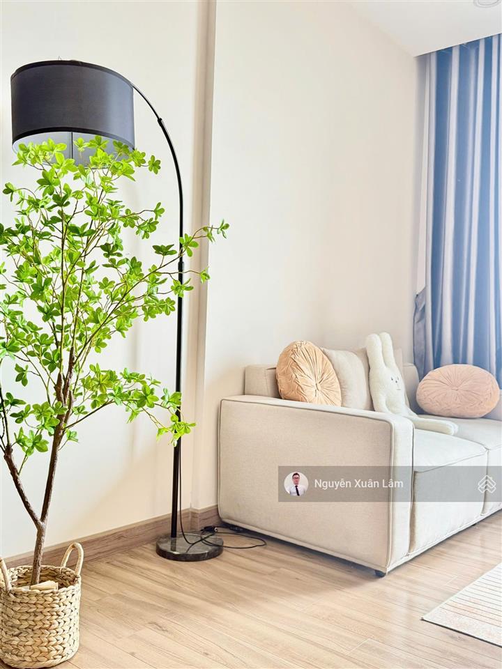 Cần cho thuê 60m2 full đồ mới đẹp long lanh view biệt thự đảo giá rẻ 8 triệu toà sp oasis  ecopark