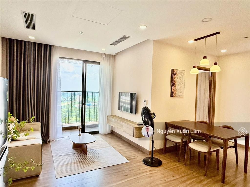 Cần cho thuê 60m2 full đồ mới đẹp long lanh view biệt thự đảo giá rẻ 8 triệu toà sp oasis  ecopark