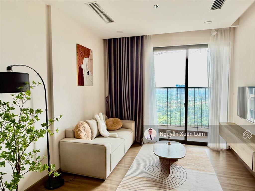 Cần cho thuê 60m2 full đồ mới đẹp long lanh view biệt thự đảo giá rẻ 8 triệu toà sp oasis  ecopark