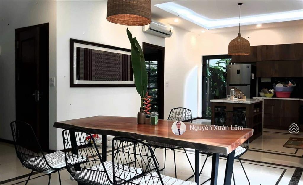 Cần cho thuê 334m² sử dụng biệt thự vị trí kim cương full đồ đẹp giá rẻ 40 triệu parkriver ecopark