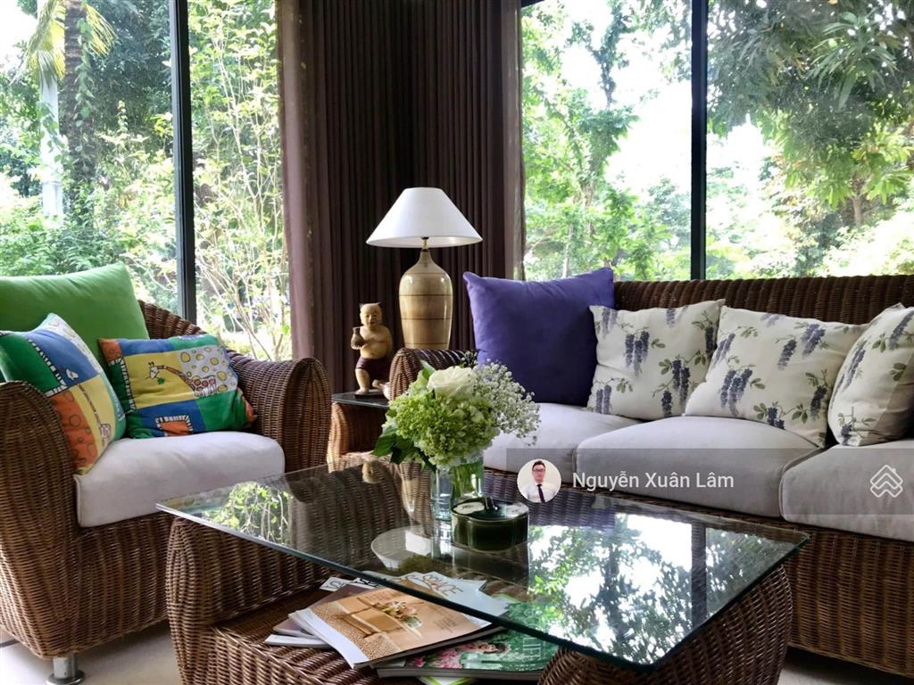 Cần cho thuê 334m² sử dụng biệt thự vị trí kim cương full đồ đẹp giá rẻ 40 triệu parkriver ecopark