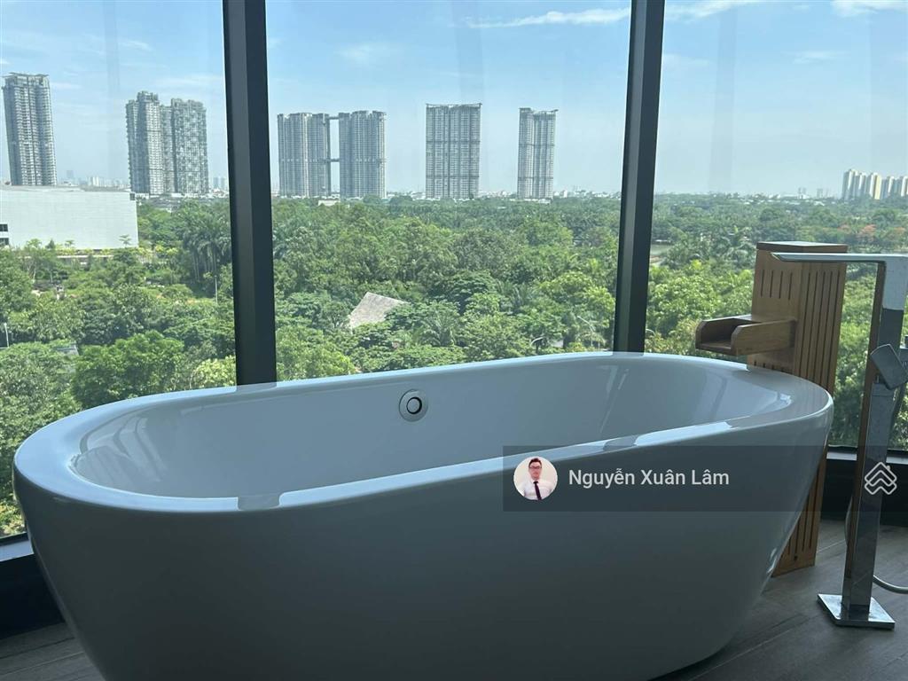 Cần cho thuê 94m2 full đồ view nhìn hồ thiên nga đẹp, giá rẻ 15 triệu/th land mark  ecopark