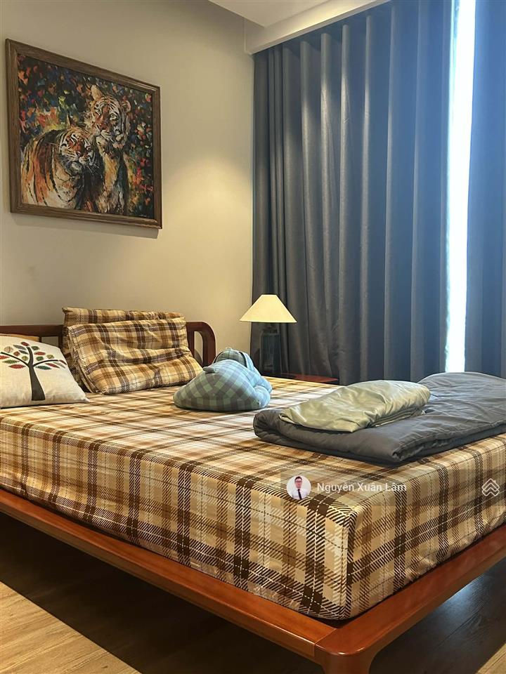 Cần cho thuê 94m2 full đồ view nhìn hồ thiên nga đẹp, giá rẻ 15 triệu/th land mark  ecopark